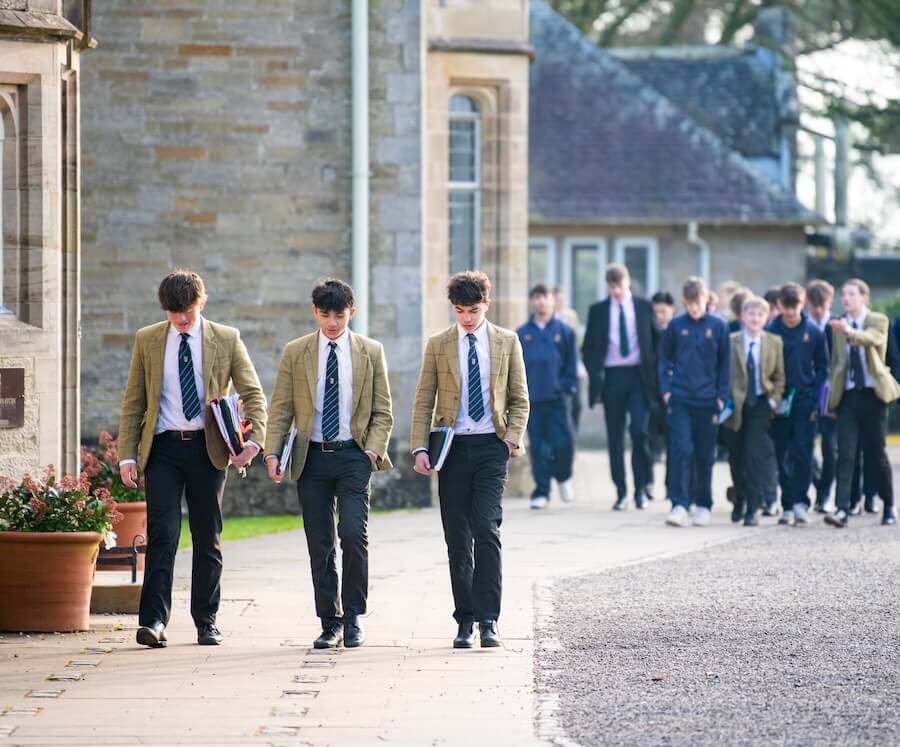 High School Pupils Achieve Record Medals in National Science Competition