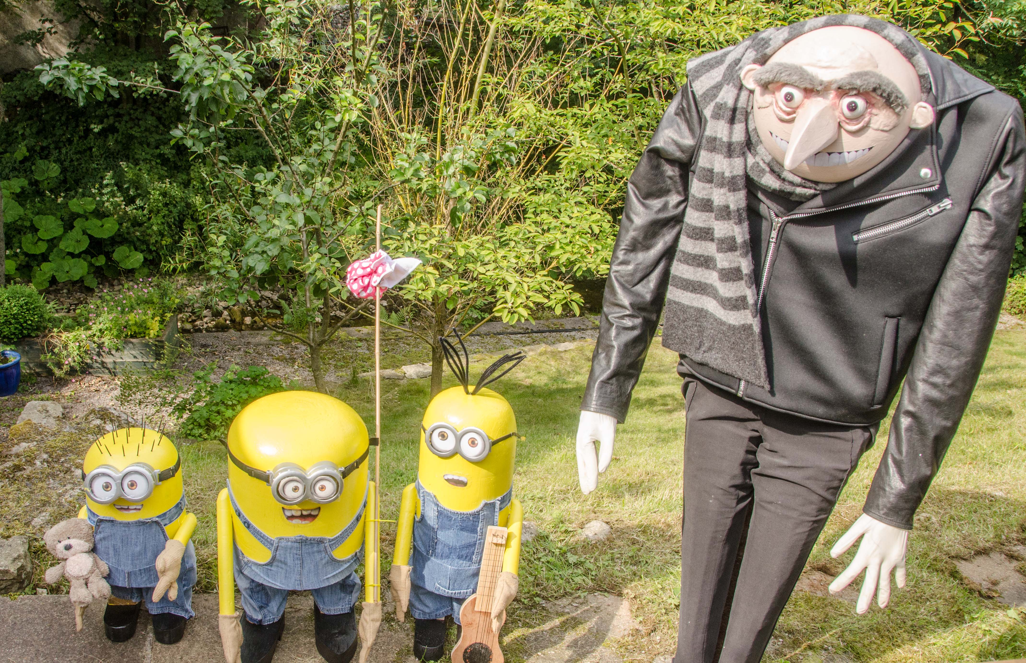 Kettlewell Scarecrow Festival Welcomes Mid-Week Holiday Visitors